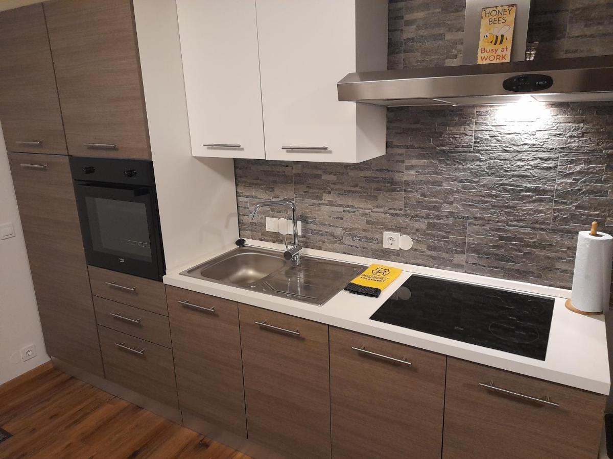 Honey Apartment Лендава Екстериор снимка
